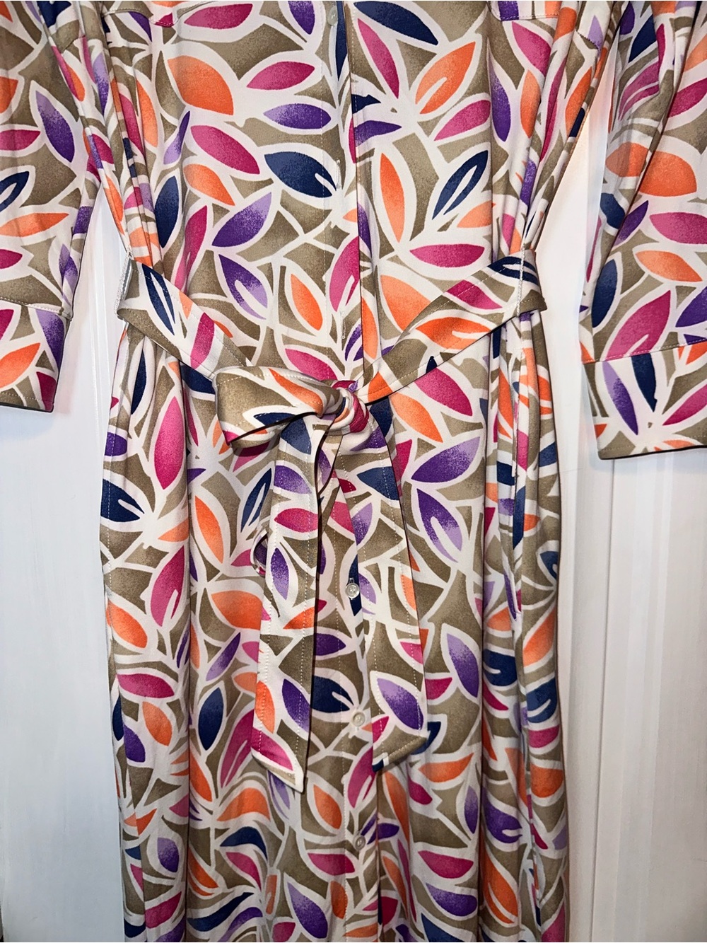 J McLaughlinf Size Large Multicolor Leaf-Print Maxi Button Up Dress - Picture 5 of 12